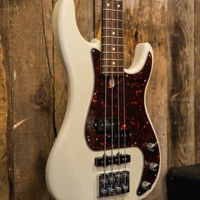 Mike Lull PJ4 30 Bass - Aged Olympic White image 9