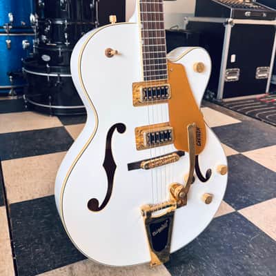 Gretsch G5420TG Electromatic Hollow Body with Bigsby, Gold Hardware 2016 - 2020 White image 2