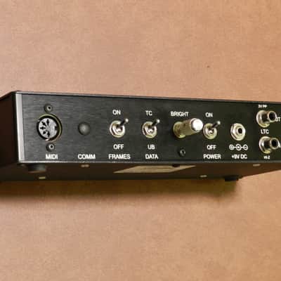 Horita TR-100 SMPTE Time Code Reader: Large .8" LED image 5