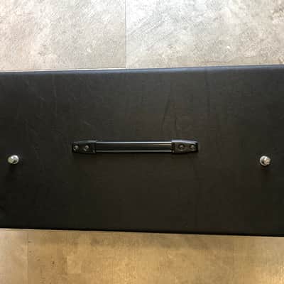 EVH 5150 III EL34 50-Watt 2x12" Guitar Speaker Cabinet 2017 (SEE DESCRIPTION) - Present - Black image 5