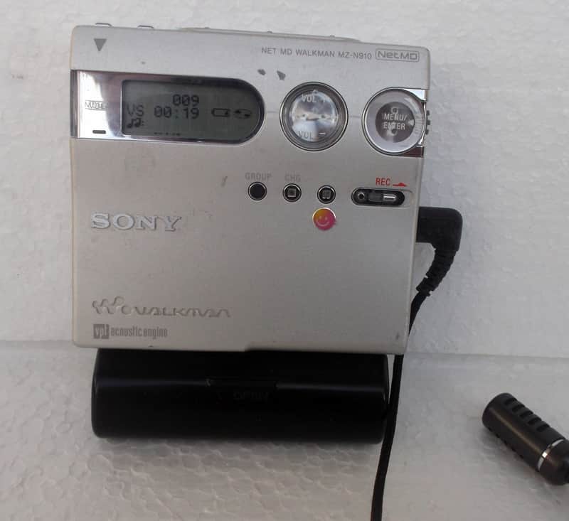 SONY Minidisc Walkman MZ-N910 MD Player Recorder image 1