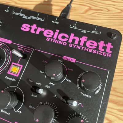 Waldorf Streichfett String Synth / Firmware updated / USB cable / Original box image 3
