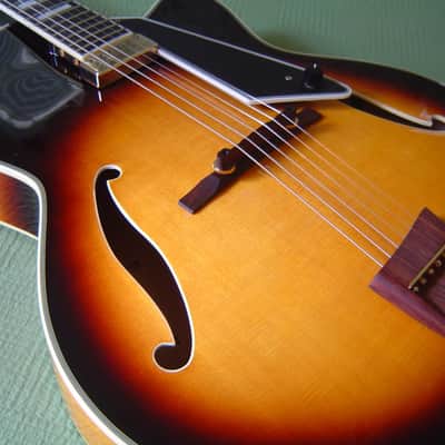VV: IMMACULATE 2009 Peerless Monarch 17" all-solid archtop jazz guitar w/ leather HSC, Near MINT image 24
