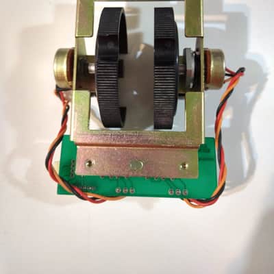 Kurzweil K2000 pitch and mod wheels