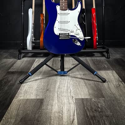 Squier Affinity Stratocaster - Midnight Blue image 2