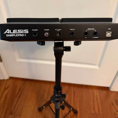 Alesis SamplePad 4 Compact 4-Pad and Stand image 3