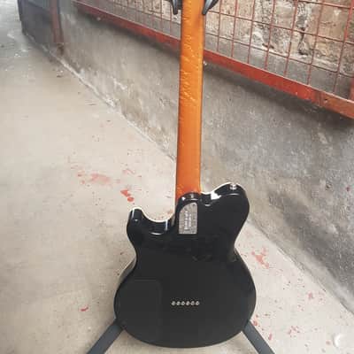 Ernie Ball Music Man Reflex family reserve with hardcase - Black image 6