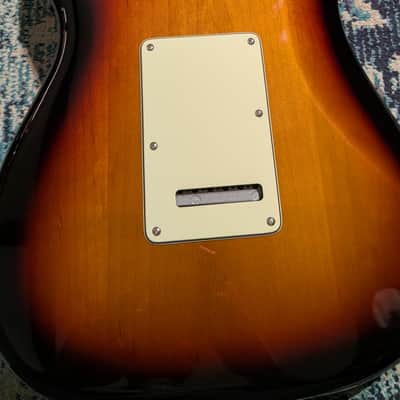 Fender Player Plus Stratocaster with Maple Fretboard 2021 - Present - 3-Color Sunburst image 5