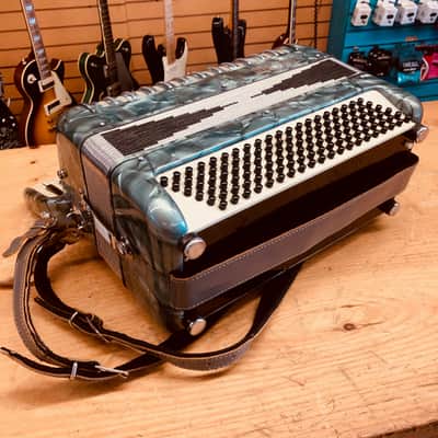 Silvio Soprani 41/120 Petite Piano Key Accordion w/Case image 3