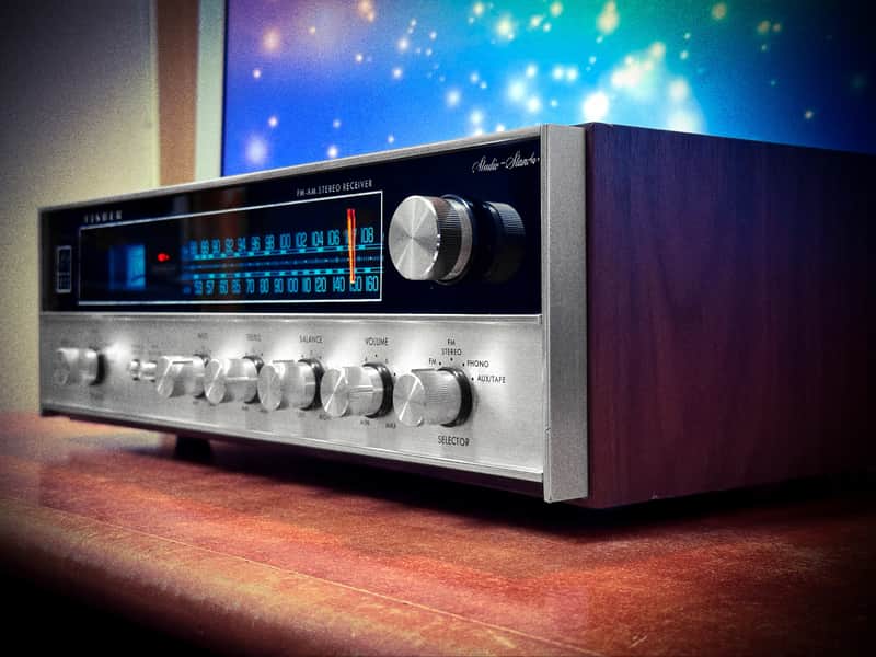 FISHER 122 🔥RARE🔥 Classic Vintage Stereo Receiver image 1