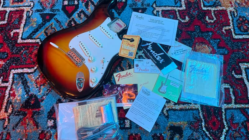 Fender Stratocaster Reissue 1965 - Sunburst Loaded Body image 1