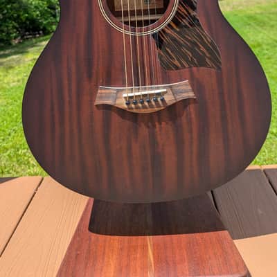 Taylor AD26e American Dream Baritone 2023 - Shaded Edgeburst image 2