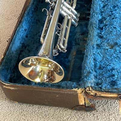 CONN 8B ARTIST VINTAGE トランペット Vintage Conn 8B Lightweight Artist Trumpet in Silver Plate! | Reverb