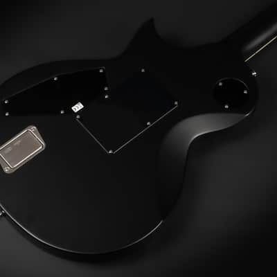 Immagine 2019 ESP E-II RZK-II Burnt Richard Z Signature - Distressed & Burnt | Japan Singlecut Rammstein Active EMG 81 Humbucker Pickups 4.19kg | CoA OHSC - 13