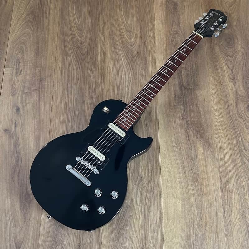 2017 – 2019 Epiphone Les Paul Studio LT Ebony
