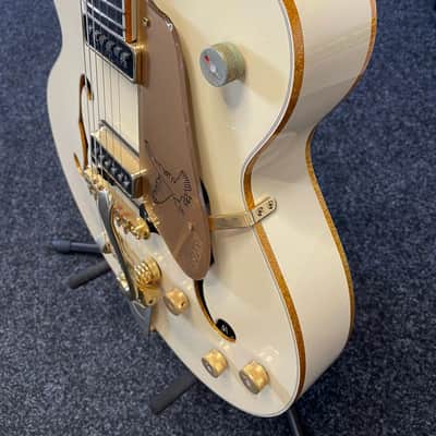 Gretsch White Falcon G6136T-LDS w/ Bigsby - Aged White image 15