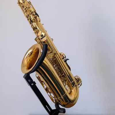 Yamaha YAS-275 Alto Saxophone image 4