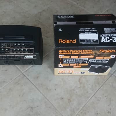 Roland AC-33 Acoustic Chorus 2-Channel 30-Watt 2x5" Acoustic Guitar Combo 2010 - Present - Black image 4
