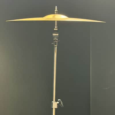 Paiste 18" Signature Power Crash Cymbal - 1634g image 10