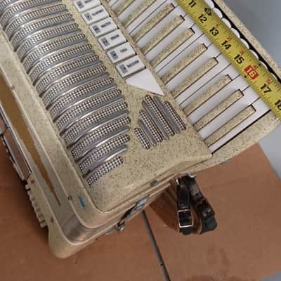 Polverine. Accordion Accordion image 1