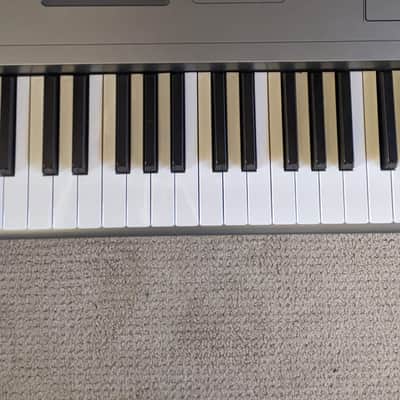 Yamaha MM8 Synthesizer 2010s - Silver image 3
