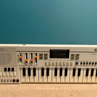 Casio PT-30 31-Key Mini Synthesizer