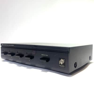 NILES SPS-4 Speaker Selector Box for 4 Pairs of Speakers #2075 - USED image 2