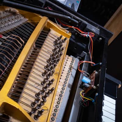 Yamaha CP-70B Electric Grand Piano image 6