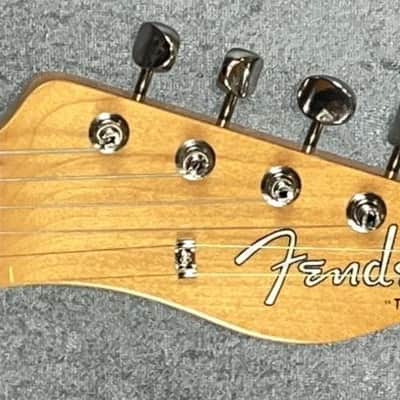 Fender Vintera II 2023 - Fiesta Red image 4