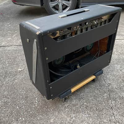 Fender Pro Reverb 2-Channel 40-Watt 2x12" Guitar Combo 1965 - 1967 - Black Panel image 5