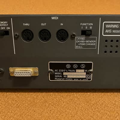 Roland Juno-106 – 1980s – Full original parts – Fully Serviced – Warranty image 10