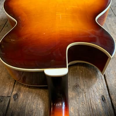 1962 Gibson L5CES in Sunburst finish with original hard shell case image 7