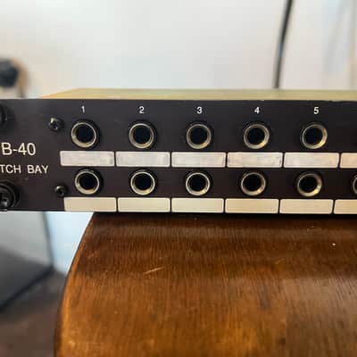 Furman PB-40 Patchbay - 40× 1/4" TRS / TS In/Out with Rack mount bolts. image 2