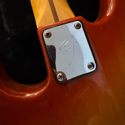 Fender Precision Bass with Maple Fretboard 1980 - Sienna Sunburst image 7