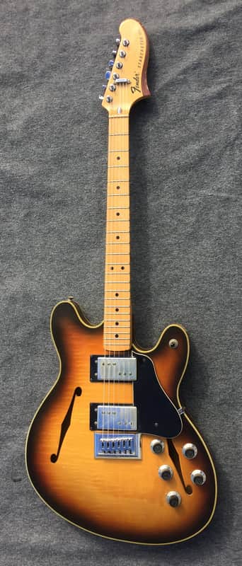 Fender Starcaster 1975-76 Sunburst Flammed top