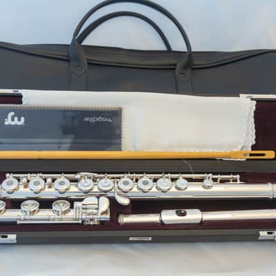 Yamaha YFL-684H (YFL-687H) Professional Flute All Silver, Open-hole Inline-G *Made in Japan *Cleaned & Serviced image 1