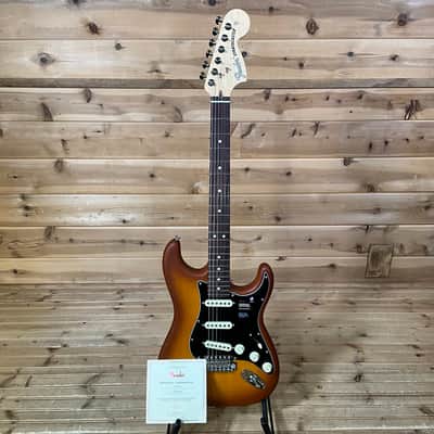 Fender Limited Edition American Performer Timber Stratocaster Electric Guitar - Honey Burst image 2