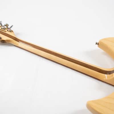 Rickenbacker 330/12 Semi-hollow 12-string Electric Guitar - Mapleglo image 10