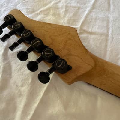 Landon Strat Style 2023 - Burl Wood image 13