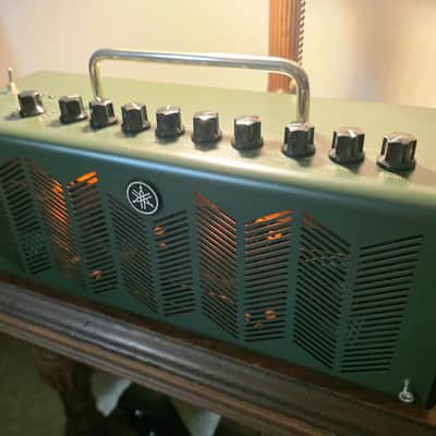 Yamaha THR10X High-Gain 10-Watt 2x3" Stereo Digital Modeling Guitar Combo 2013 - 2018 - Green image 2
