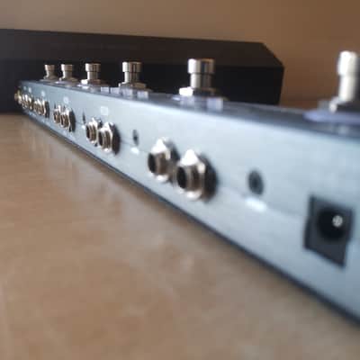 Hotone TPLS10 Patch Kommander 4-Channel Programmable Loop Switcher  Black image 11