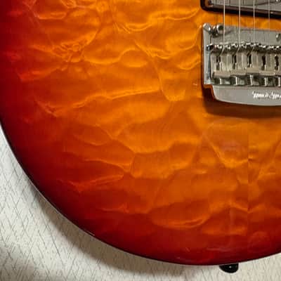 Ernie Ball Music Man Luke III 2022 - Cherry Burst Quilted image 7