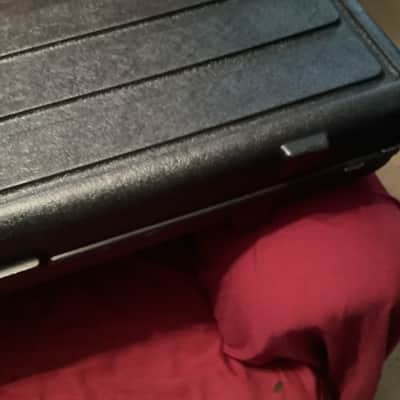 Peavey T series guitar case - Black image 8