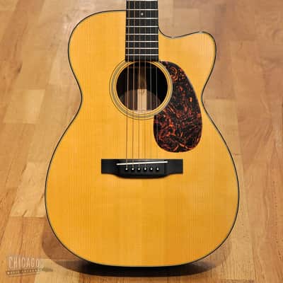 Martin 00-18CR Cutaway Rosewood Custom Shop - Used image 1