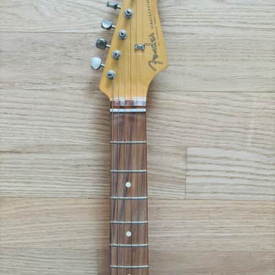 Fender Vintera '60s Stratocaster Modified with Pau Ferro Fretboard 2020 - Burgundy Mist Metallic image 4