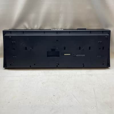 Yamaha PSR-185 Portable Keyboard w/ Power Supply image 3