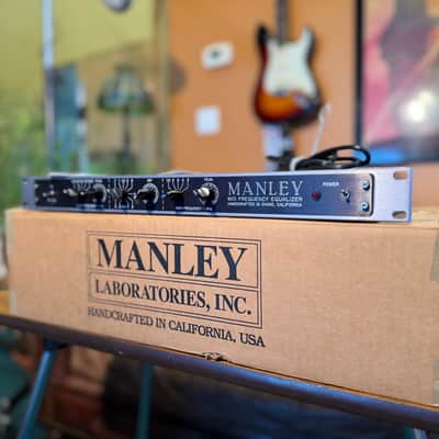 Immagine *New In Box* Manley Labs Mid Frequency “ Pultec Style” Tube Equalizer - 4