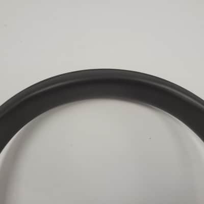 Beats Solo 3 Headphones image 6