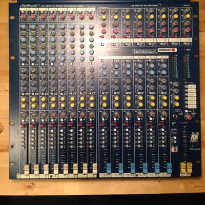 Allen & Heath Mix Wizard 20:8:2  Blue image 2