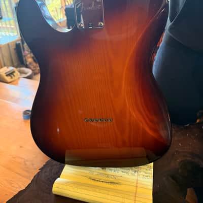 Fender Deluxe Nashville Telecaster 2014 with Brown Sunburst image 4